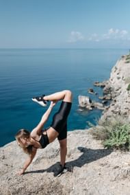 Soleus exercise improves calf muscles.(Photo by Pavel Danilyuk via pexels)